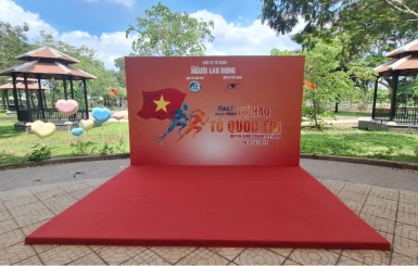 Giải half-marathon "Tự hào Tổ quốc tôi" 2024