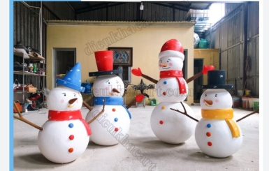 Câu chuyện về Ông già Noel và các nhân vật trong ngày Giáng sinh