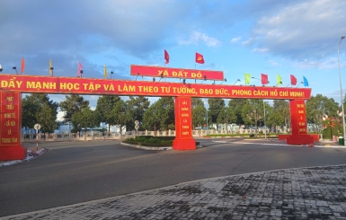 Thi Công Cổng Chào Xã Đất Đỏ