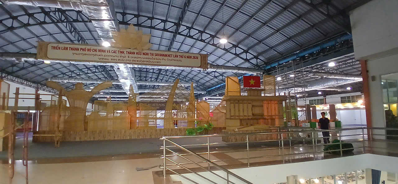 Chương Trình Triển Lãm Tại Lào